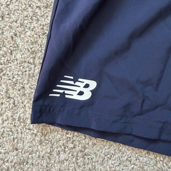 New Balance CBU Training Shorts Mens XL Navy NWT Athletic Gym - Picture 3 of 12